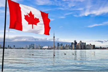 top-5-bang-co-chinh-sach-du-hoc-dinh-cu-canada-de-dang